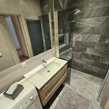 Cosy Lux With Free Parking *